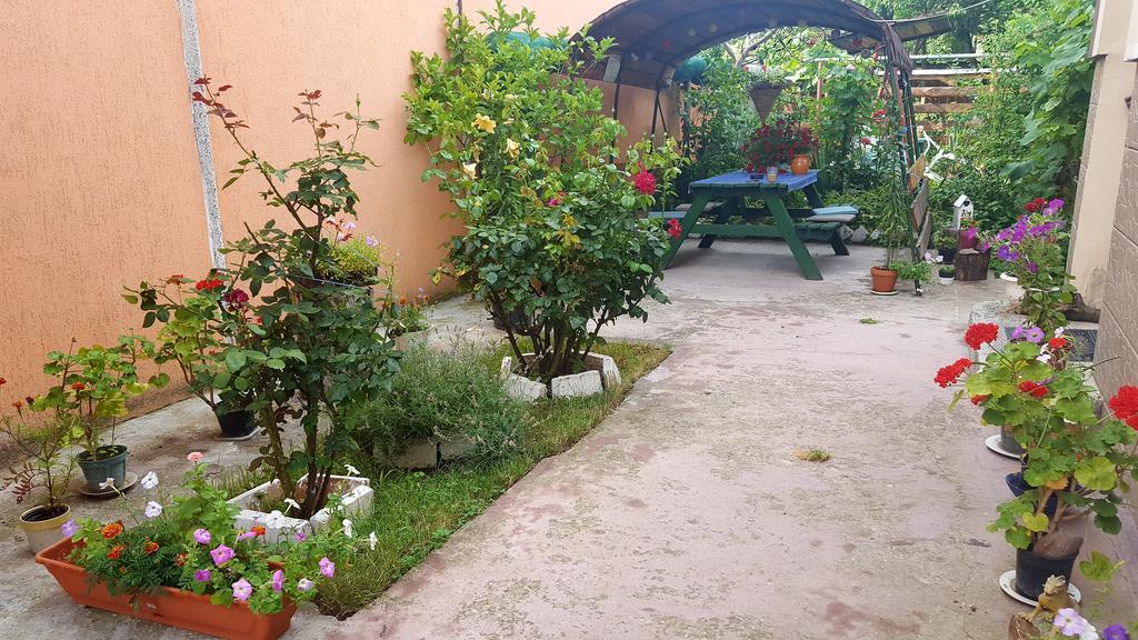 Ferienwohnung Casa Marvik Oradea Exterior foto